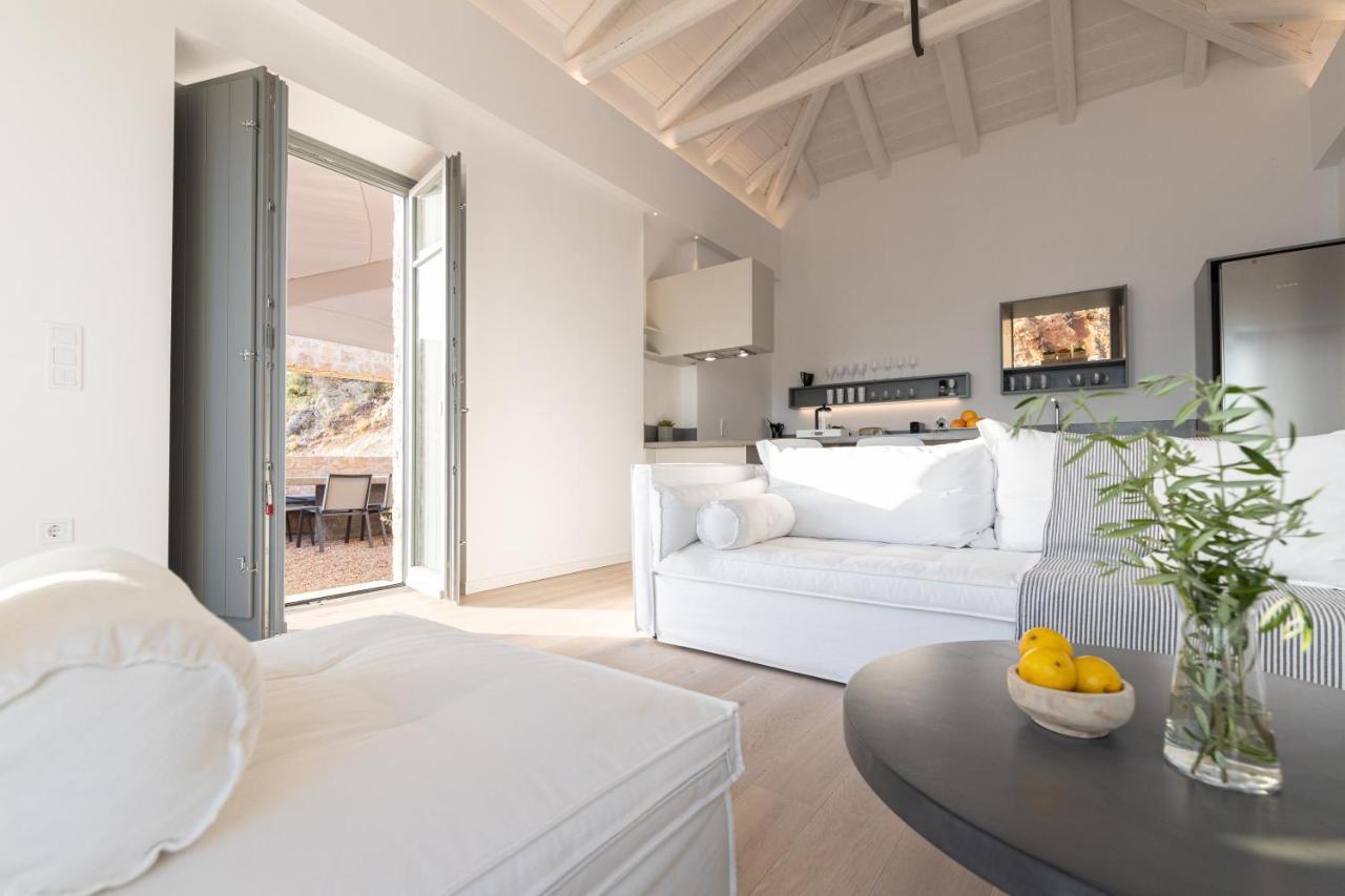Villa Nupadi Kardhamili Exteriör bild